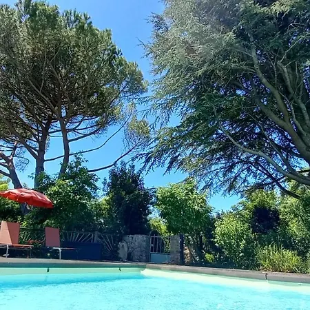 Le Clos De La Roseraie Couette-café *